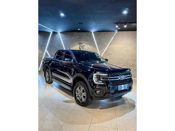 FORD RANGER 3.0 V6 TURBO DIESEL CD XLT 4X4 AUTOMÁTICO FORD RANGER 3.0 V6 TURBO DIESEL CD XLT 4X4 AUTOMÁTICO